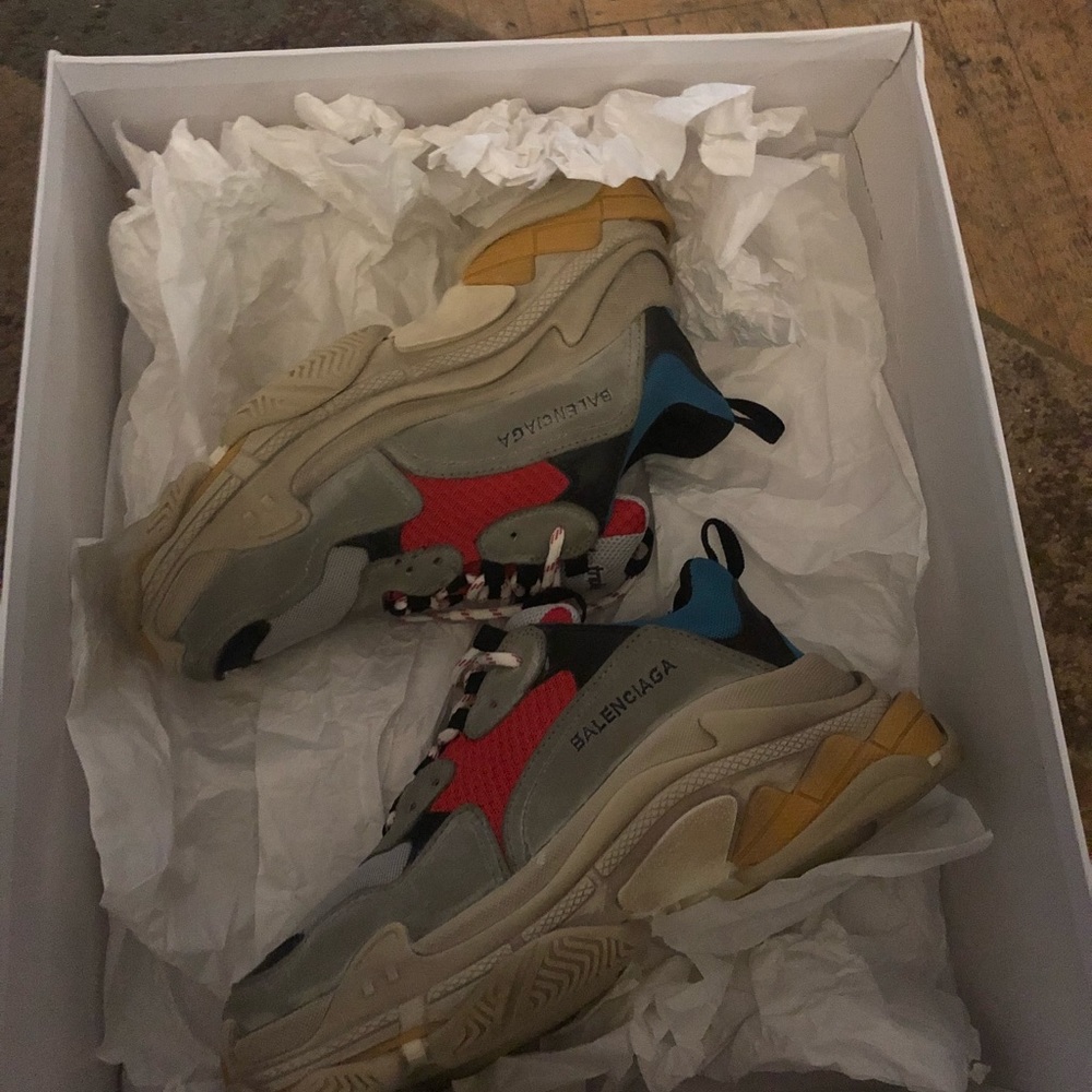 Balenciaga triple s sneakers